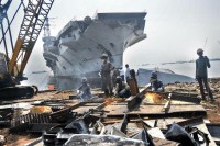 VIKRANT at shipbreaking yard in Mumbai.jpg