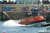 RNLB_Sir_William_Hillary_launched_on_service.jpg
