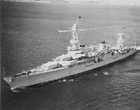 Houston_(CA-30)_off_San_Diego_in_October_1935.jpg