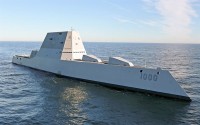 Zumwalt's_first_underway_at_sea (2).jpg