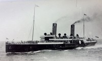 Empress_Queen_during_her_Steam_Packet_service_.jpg