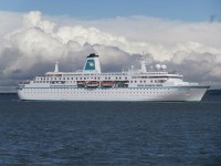 Deutschland_in_Tallinn_Bay_Tallinn_4_August_2017.jpg