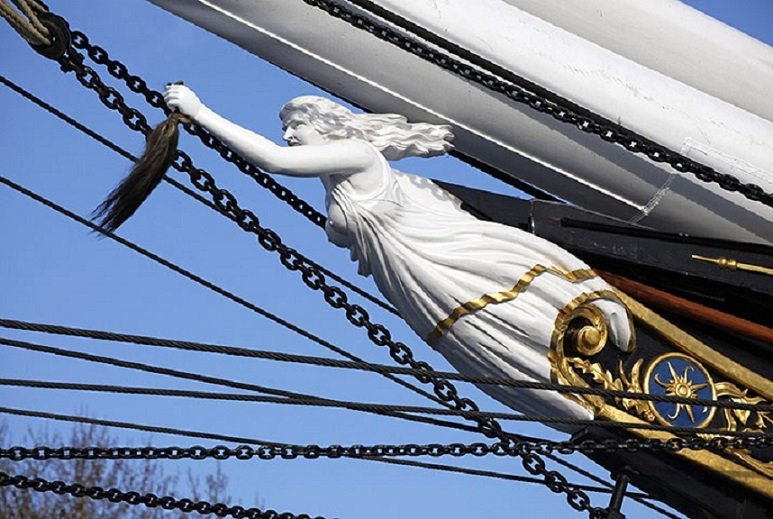 Cutty Sark  ship-figurehead.jpg