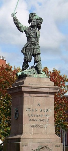 Jean_Bart_statue_Dunkirk (1).jpg