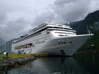 MSC_Lirica_at_Fl%C3%A5m.jpg